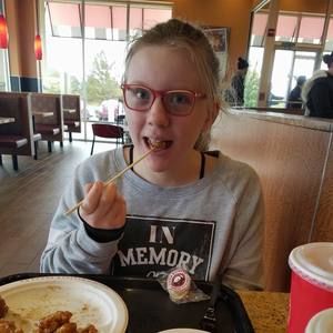 Meet your Posher, Alyssa